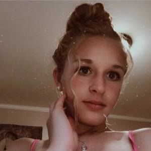 Meet your Posher, Talia